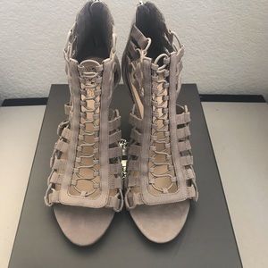 Vince Camuto Elana Sandal - Size 8.5